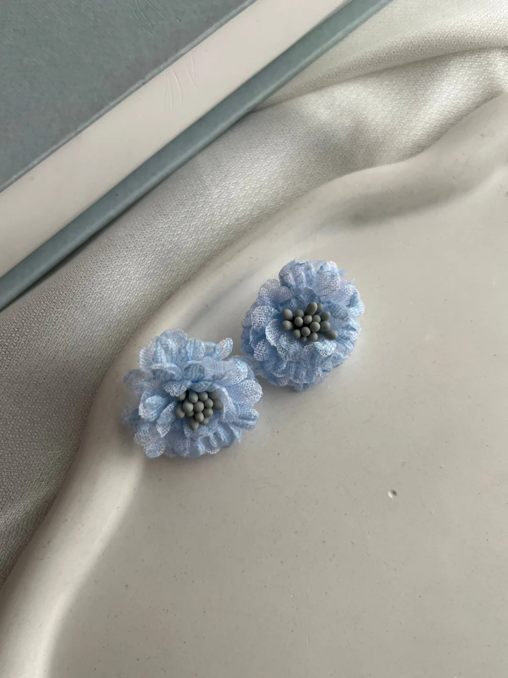 گوشواره گل پارچه ای